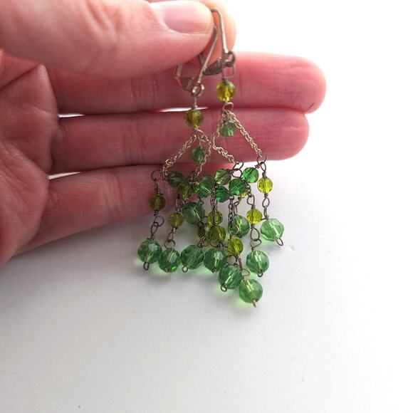 Vintage Silver Tone Leverback Peridot Green Beaded Chandelier Dangle Earrings - Picture 2 of 3
